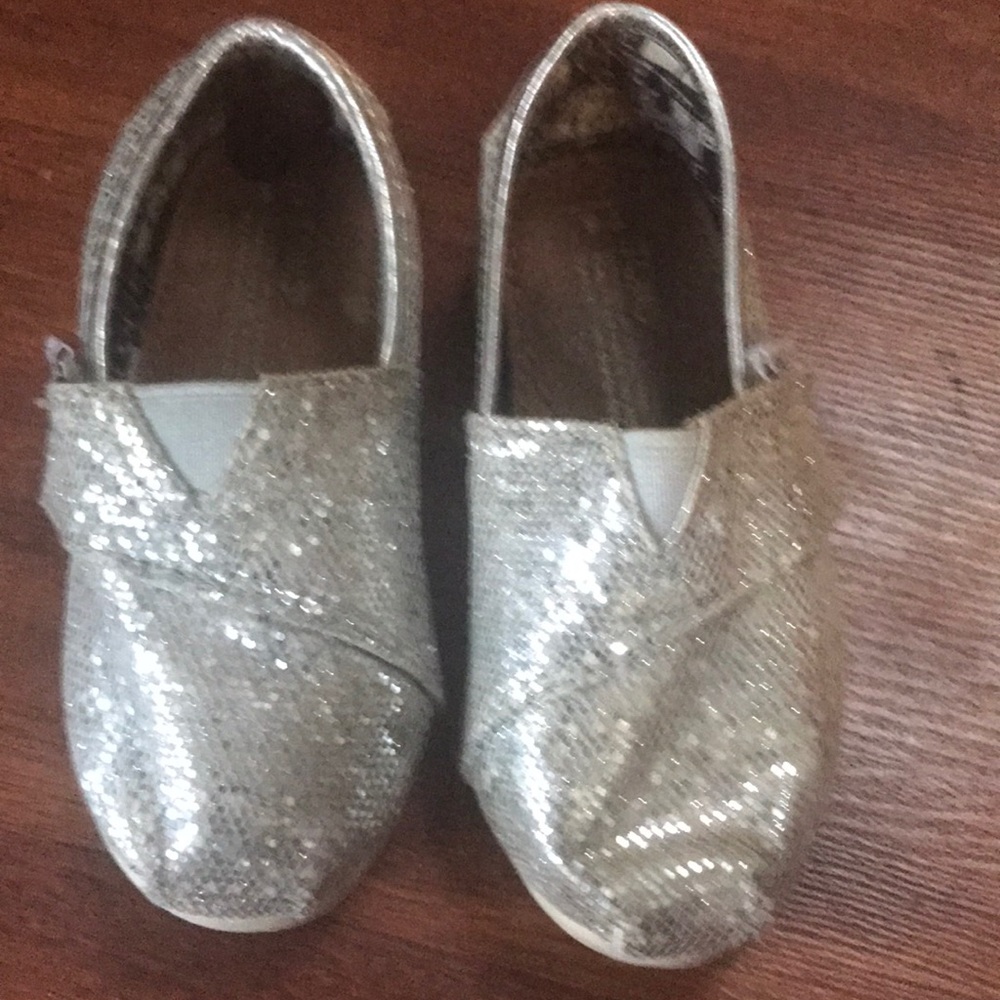 Toms sparkle silver slip on shoes size 6